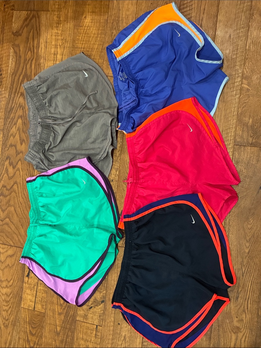 Nike women’s Shorts Bundle - all 5 size large